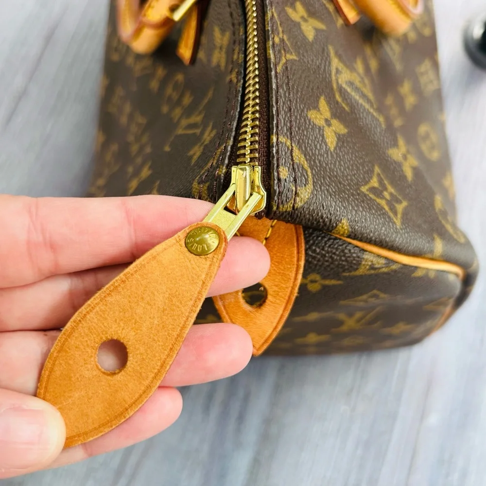 Louis Vuitton Monogram Speedy Bag in Brown 30 size TH0034/ France 2004